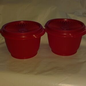 Tupperware Servalier Bowls set of 2 in Red 20-oz. | 2½-cup Time Tested Versatile